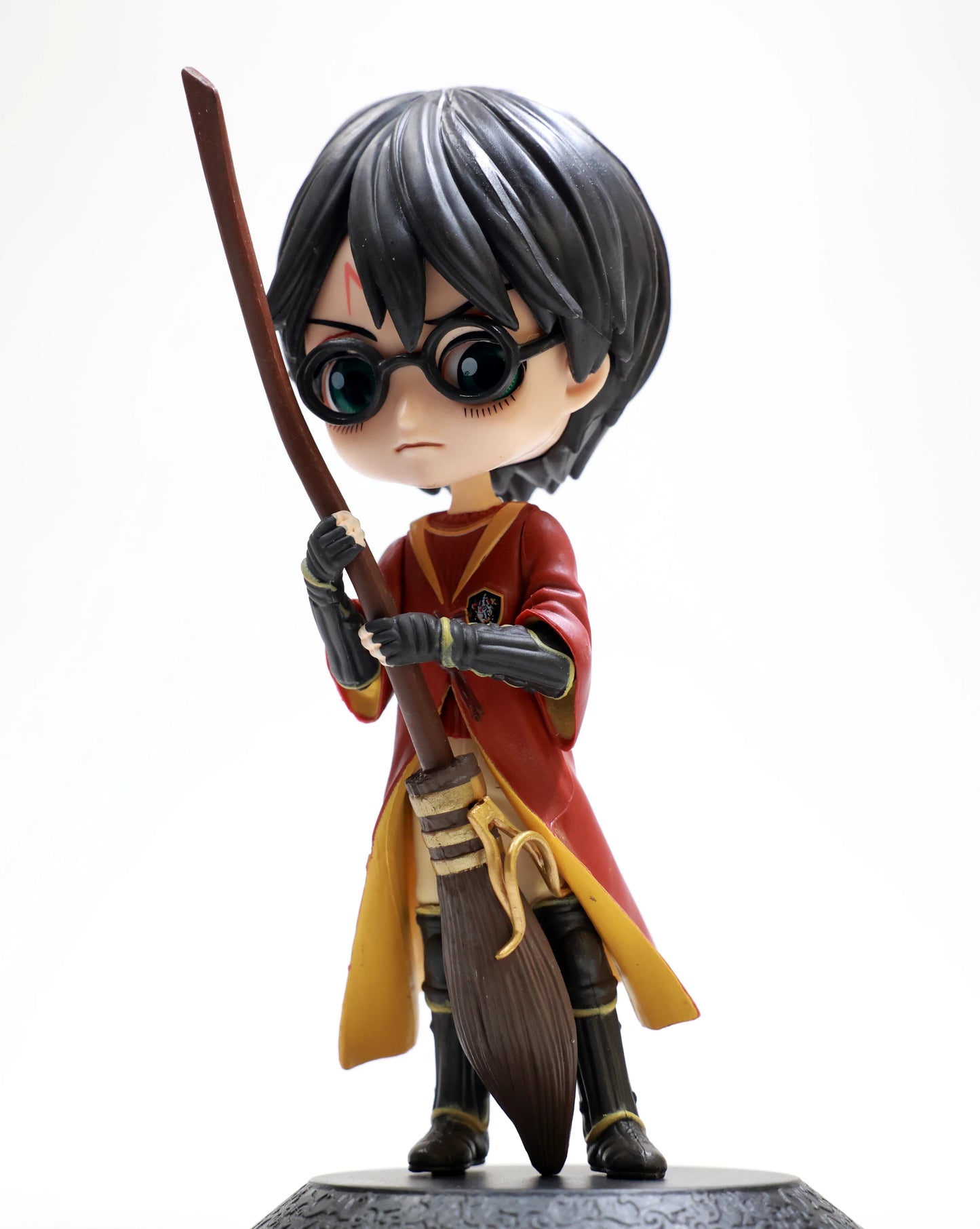 Harry Potter with Broom  - Posket