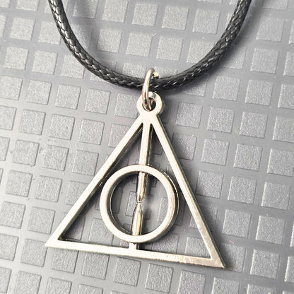 Harry Potter Metal Pendant Necklace (select variant)