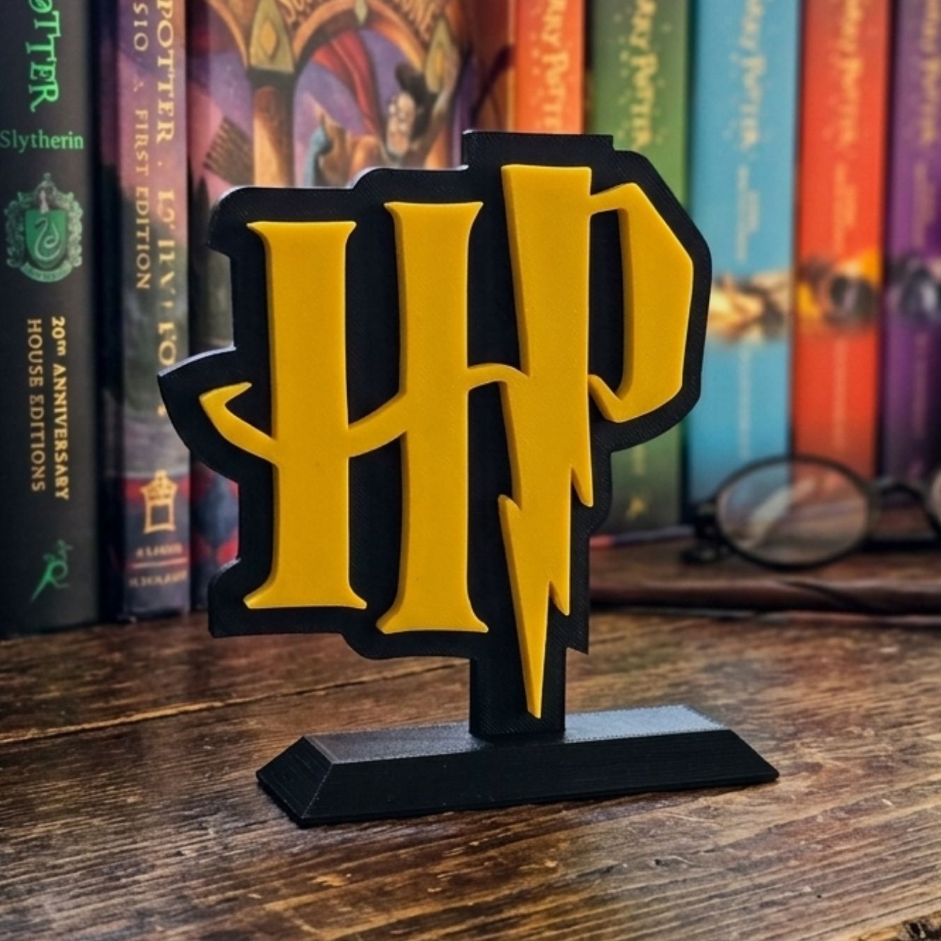 HP Logo Tabletop (13 x 13 x 4 cm)