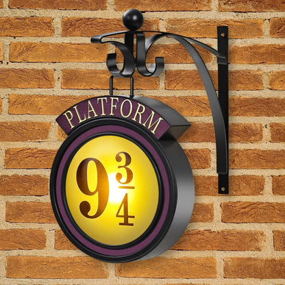 Platform 9 3/4 Hanging Wall Lamp (15 x 17 cm) | Harry Potter