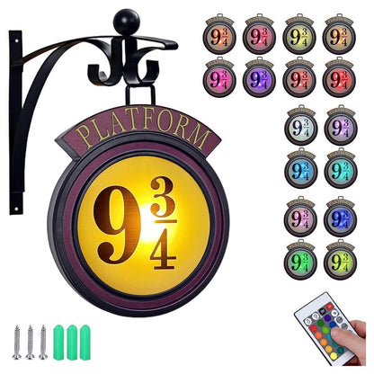 Platform 9 3/4 Hanging Wall Lamp (15 x 17 cm) | Harry Potter